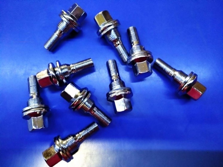 Болт колесный 17 мм под литые диски c2, c3, c4, c5, пикассо (арт. AG29208)